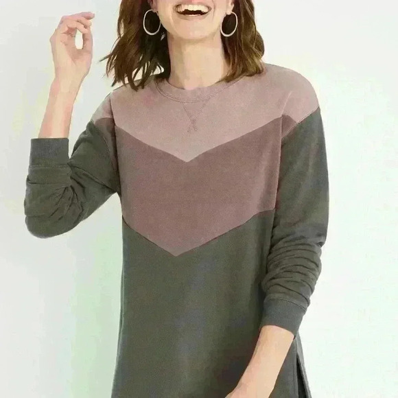 Maurices color black sweatshirt size small - Picture 1 of 4